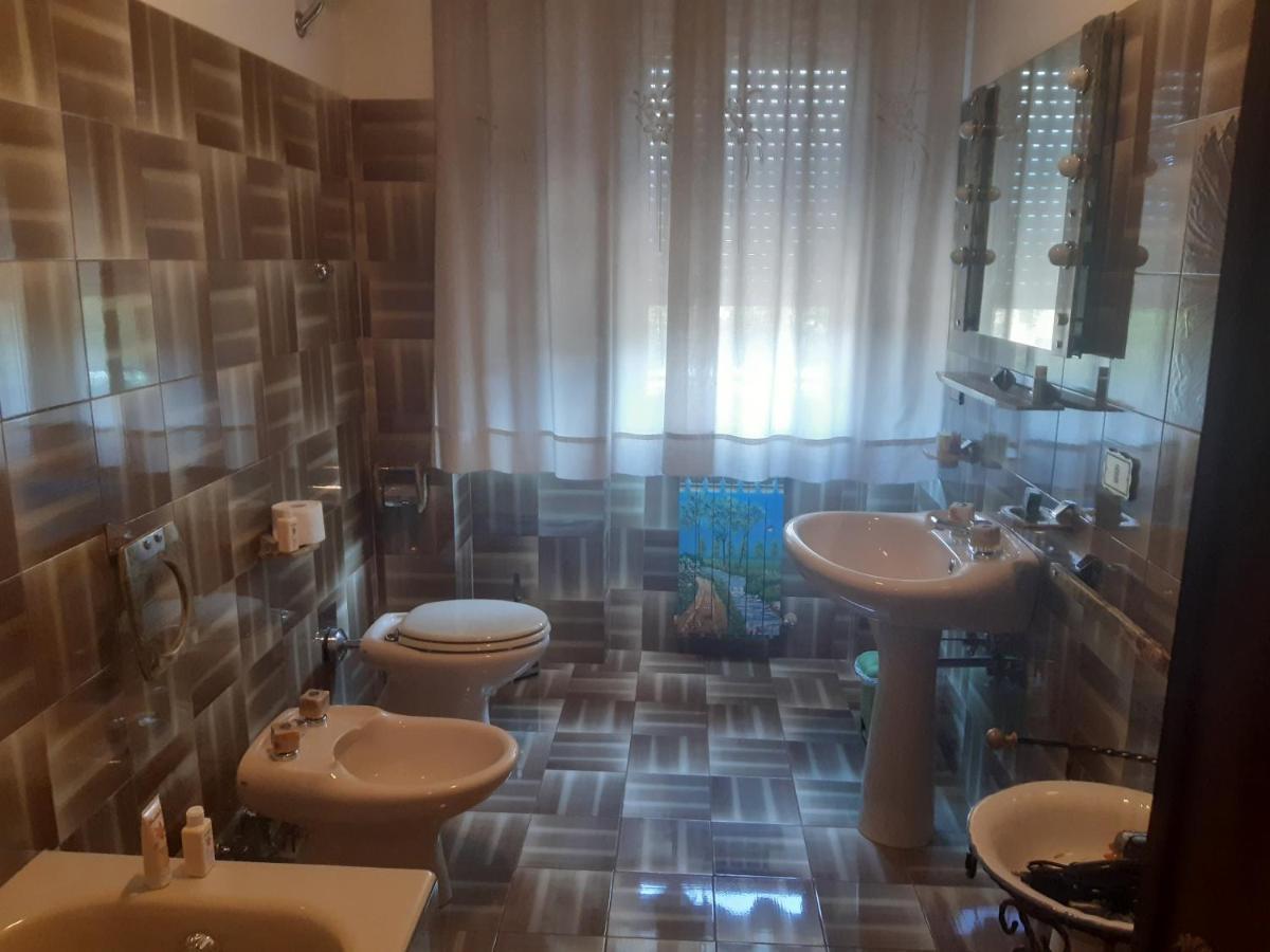 Casa Guerrino Acomodação com café da manhã LʼAquila Exterior foto